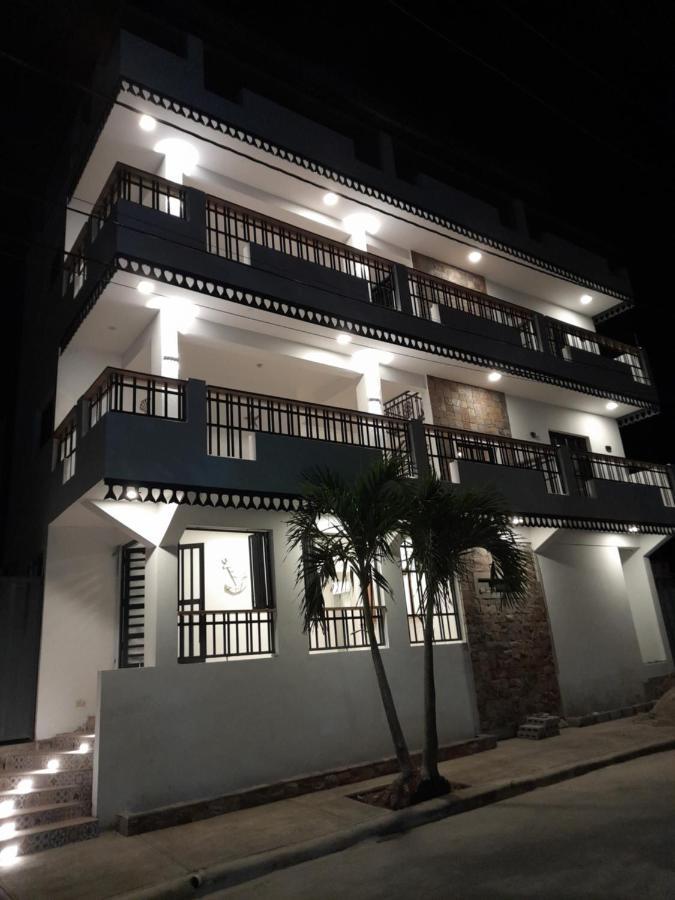 Hostal Marina Samana Eksteriør bilde